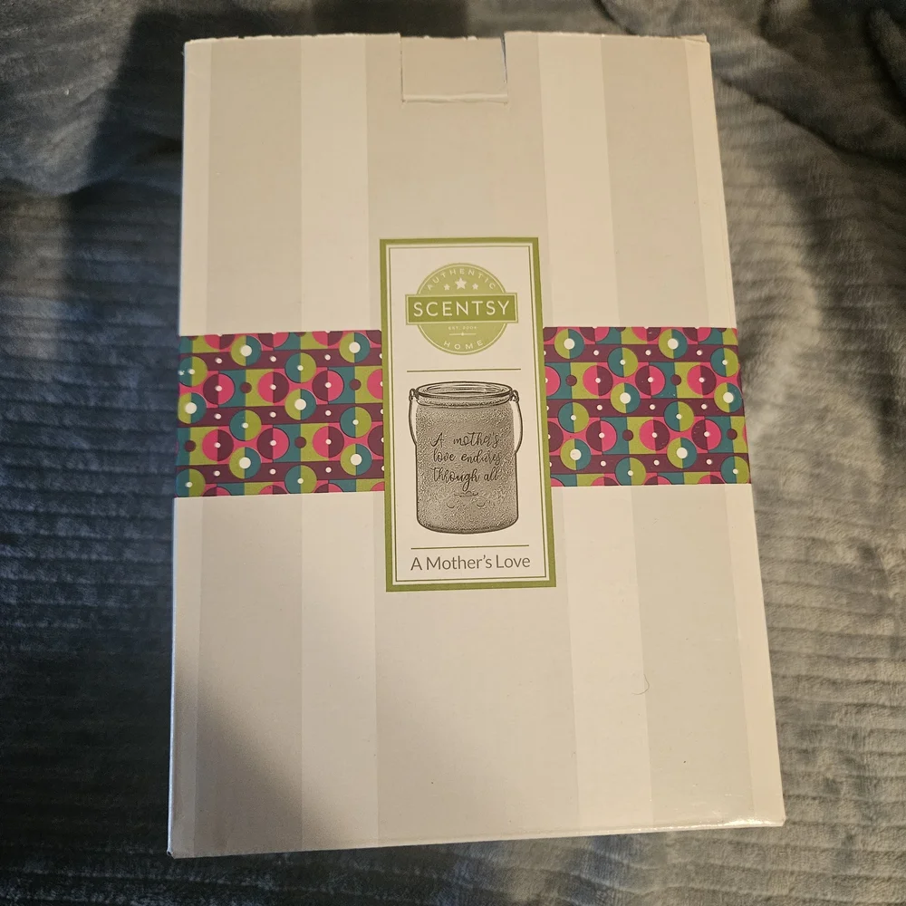 Scentsy Mothers Love Warmer